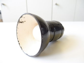 Luftschutzlampe AEG aus dunkelbraunem Preßstoff, Funktion nicht geprüft