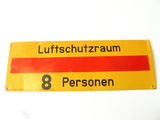 Blechschild " Luftschutzraum 8 Personen " Originallack,  42 x 15cm