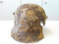 1. Weltkrieg, Stahlhelm aus Bodenfund, durchgetrocknetes Stück aus alter Sammlung