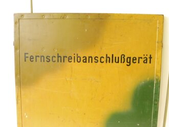 Gehäusedeckel zum Fernschreibanschlussgerät der...