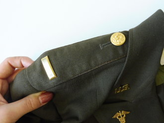 U.S. WWII, Nurses Jacket Service , Dark O.D. dated...