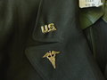 U.S. WWII, Nurses Jacket Service , Dark O.D. dated 4.April 1945. Good condition, Schulterbreite 40 cm, Armlänge 56 cm