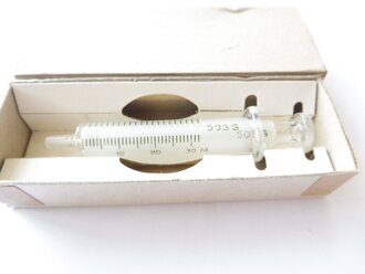 U.S. Army WWII, Glass, syringe. Unused in original...