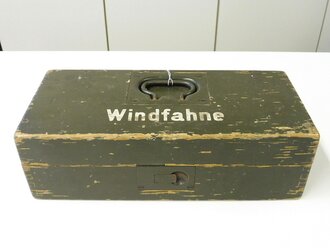 Windfahne Wehrmacht im Transportkasten, Fuess Berlin