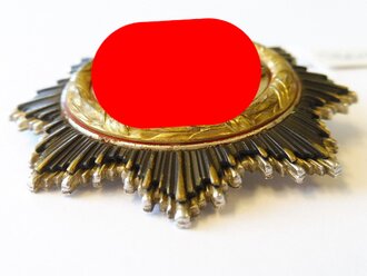 Deutsches Kreuz in Gold, Hersteller 134 Otto Klein, Hanau.  Sehr guter Zustand, die Emaille mit nur wenigen, minimalen Kratzern