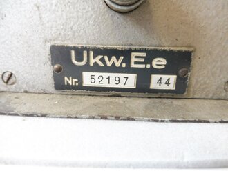 UKW Empfänger Emil ( Ukw.E.e. ) datiert 1944. Überlackiert. Funktion nicht geprüft, 2 Gehäuseschrauben selbstgebastelt
