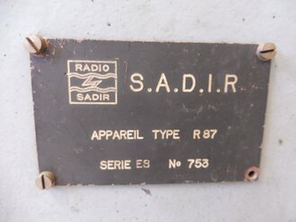 Luftwaffe UKW Empfänger S.A.D.I.R. Appareil Type R87, Serie ES . Französische Fertigung für die Luftwaffe um den Mangel an UKW Empfängern zu beseitigen da der Empfänger E53 "Ulm" noch nicht fertiggestellt war.  Funktion nicht geprüft, selten