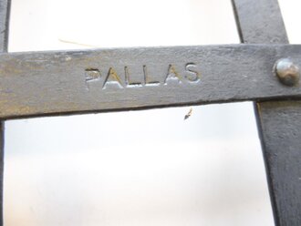 "Pallas" Gepäckträger  für Truppenfahrrad der Wehrmacht, Überlackiertes Stück, die Halteklammern neuzeitlich ergänzt