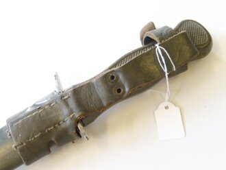 Bundeswehr Kampfmesser alter Art datiert 1970 mit Koppelschuh