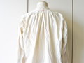 "Nachthemd" mit Etikett der Offizierkleiderkasse Berlin, Getragenes Stück in gutem Zustand, Schulterbreite 44 cm, Armlänge 61 cm