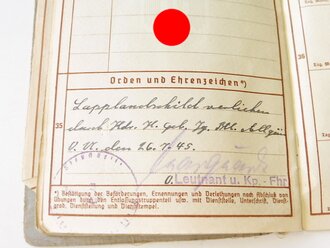 Heeres Gebirgsjäger Btl. Allgäu, Soldbuch, Wehrpaß und Urkunde zum Lapplandschild. Das Soldbuch ohne den Umschlag, der Wehrpaß desolat und Seite 31/32 fehlt