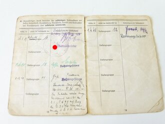 Heeres Gebirgsjäger Btl. Allgäu, Soldbuch, Wehrpaß und Urkunde zum Lapplandschild. Das Soldbuch ohne den Umschlag, der Wehrpaß desolat und Seite 31/32 fehlt