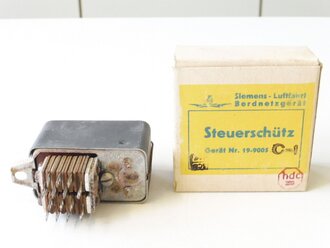 Luftwaffe Steuerschütz , Gerät Nr. 19-9005, in...