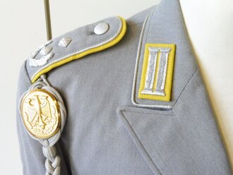Bundeswehr, Dienstrock eines Oberstleutnant der Fernmeldetruppe eines Angehörigen des Logistikamtes der Bundeswehr