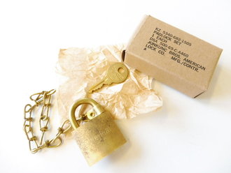 U.S. 1969 dated Padlock set