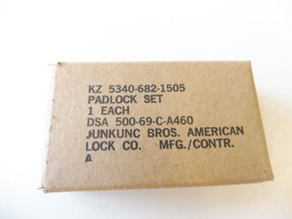 U.S. 1969 dated Padlock set