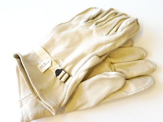 U.S. 1970 dated Gloves, Leather, Work M-1950, size 4, New old stock