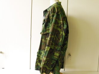 U.S. 1969 dated Coat Mans Camouflage Cotton, size Large Regular, unissued, ERDL Camo