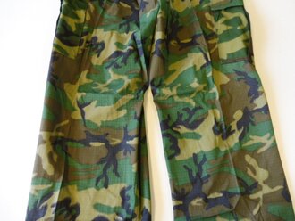 U.S. 1970 dated Trousers Man´s Camouflage Cotton, size Large Long, unissued, ERDL Camo