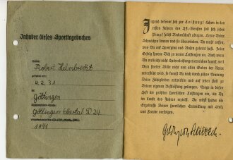 Sport-Tagebuch der Deutschen Jugend, datiert 1941, gelocht