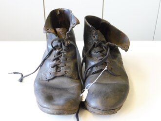 Paar Schnürschuhe Wehrmacht ,stark getragenes Paar,...