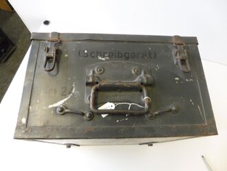 Kasten Fu24  ( Schreibgerät ) für Funkwagen der Wehrmacht z.B. KFZ61. Originallack
