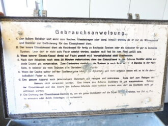 Behälter für den Kochkessel der Gebirgstruppen, grosse Ausführung. Originallack, kann so am Tragsattel verlastet werden