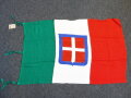 Italien 2. Weltkrieg, Flagge in neuwertigem Zustand 80 x 120cm, dabei die leider defekte, originale Umverpackung