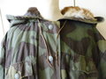 Waffen SS Tarnparka aus italienischem Material. Beinahe Neuwertiges Stück, in diesem Zustand sehr selten, Schulterbreite 57 cm, Armlänge 65 cm