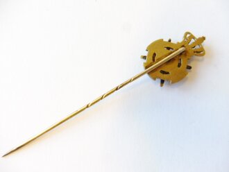 Königlicher Hausorden von Hohenzollern. Ritterkreuz mit Schwertern als Miniatur an Nadel 24mm , 900er Silber vergoldet