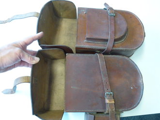 Paar Packtaschen für Berittene 1.Weltkrieg, unbestempeltes, wohl privat beschafftes Paar in sehr gutem Zustand