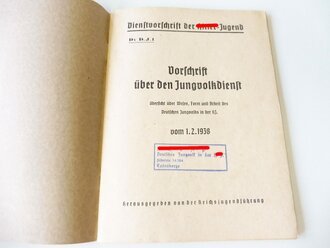 Dv D.J. 1 " Dienstvorschrift der Hitler Jugend, Vorschrift über den Jungvolkdienst" vom 1.2.1938. DIN A5, 67 Seiten