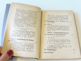 H.Dv.12 "Reitvorschrift" 1937, 204 Seiten, aus dem Nachlass eines Veterinär