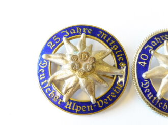 Nachkrieg, 3 Abzeichen Deutscher Alpenverein , Durchmesser je etwa 40-43mm