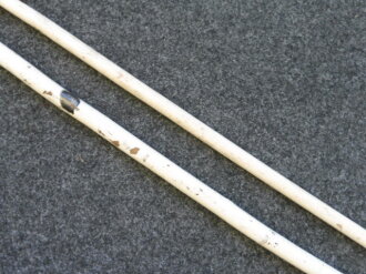 Paar geweisste Stöcke für Gebirgsjäger, um 135 cm Länge