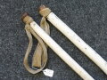 Paar geweisste Stöcke für Gebirgsjäger, um 135 cm Länge