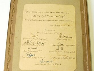 Karl Dönitz, original gerahmter Druck als Geschenk an den scheidenden Kommandaten des Zerstörers " Erich Steinbrinck" Kapitänleutnant Dietrich von Rödgisch-Ballas  datiert 17.11.44. Maße des Rahmens 31 x 40cm