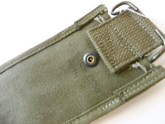 U.S. 1944 dated wire cutter pouch OD