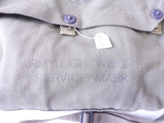 U.S. WWII Army light weight service Mask pouch