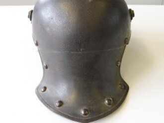 Preußen, Helm für Mannschaften Jäger zu Pferd, Hersteller  Helbing Sackewitz 1916. gereinigtes, leicht narbiges Stück, bei Kinnriemen ist mindestens das Leder neuzeitlich