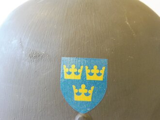 Schweden, Stahlhelm M26, zum Teil überlackiertes Stück