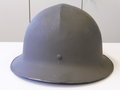 Schweden, Stahlhelm M21, wohl von der Armee überlackiertes Stück, Kinnriemen brüchig