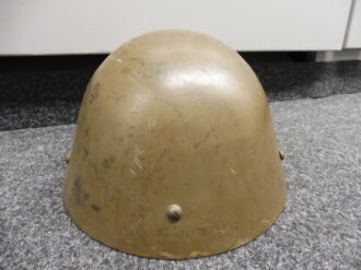 Tschechoslowakei Stahlhelm M32/34, originallack, datiert 19346, nicht komplett, innen unschlau beschriftet