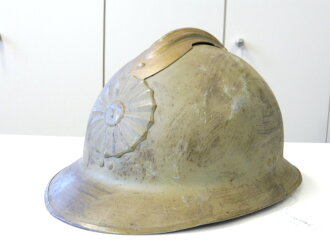 Peru, Stahlhelm M34, überlackiertes Stück