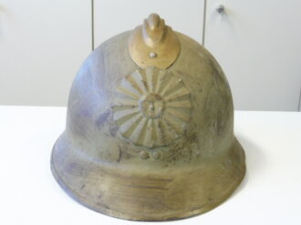 Peru, Stahlhelm M34, überlackiertes Stück