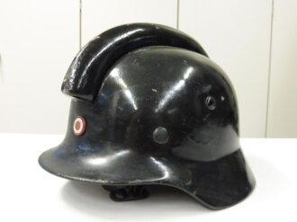 Dänemark, Stahlhelm Zivilverteidigung aus Stahlhelmglocke der Wehrmacht umgebaut. Originallack