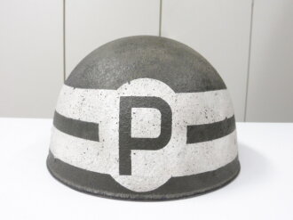 Schweiz, Stahlhelm M48/62 der Militärpolizei ?...