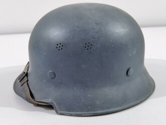 Leichtmetallhelm Deutsch 2. Weltkrieg, blauer Originallack