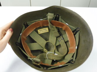 Portugal, Stahlhelm wohl 60iger Jahre, Originallack