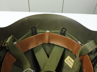 Portugal, Stahlhelm wohl 60iger Jahre, Originallack